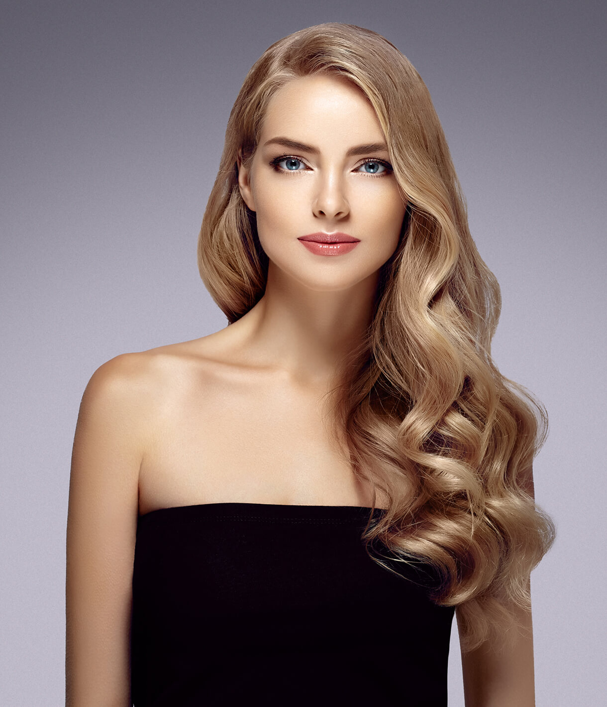 glamour-healthy-hairstyle-woman-long-blonde-hair-4MH6K64-1.jpg